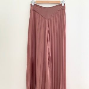 TOPSHOP PLEATED PALAZZO PANTS